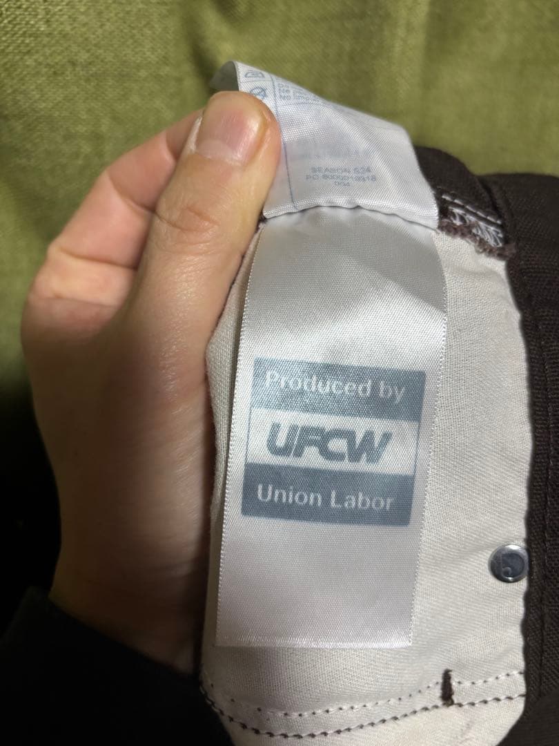 お*う様 1/18迄の特別値下げ‼️ USA製Carhartt ダブルニーペイン