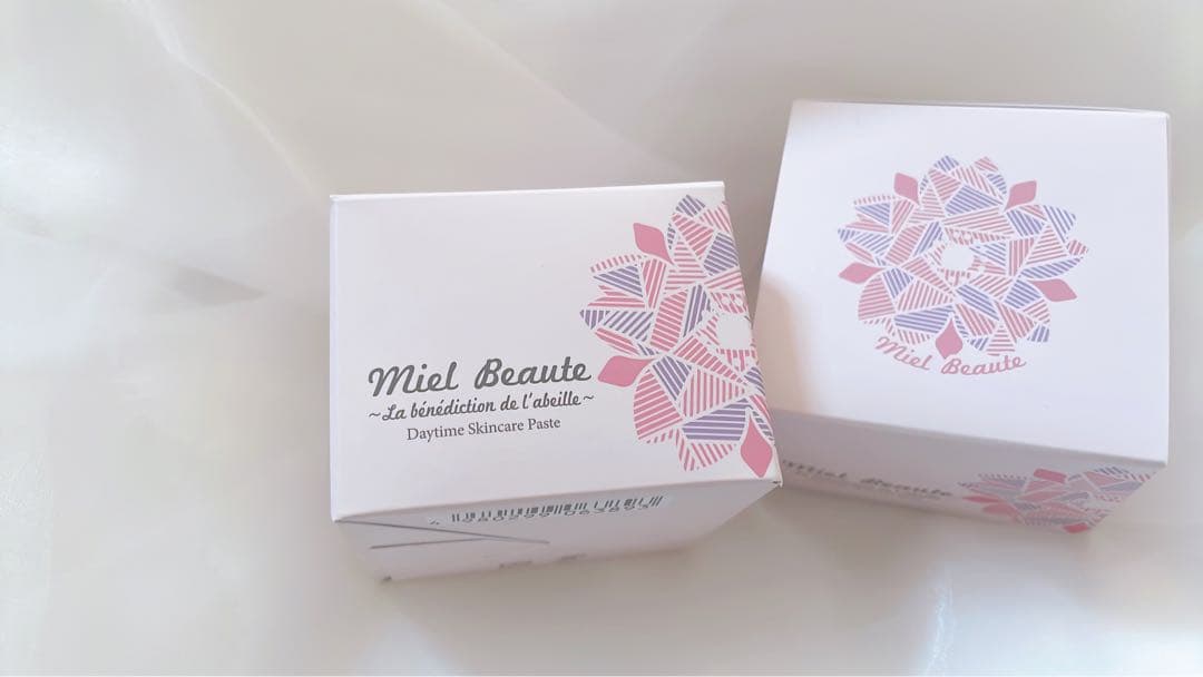 ミエルボーテ　デイタイムスキンケアペースト　バニラ&サクラピンク