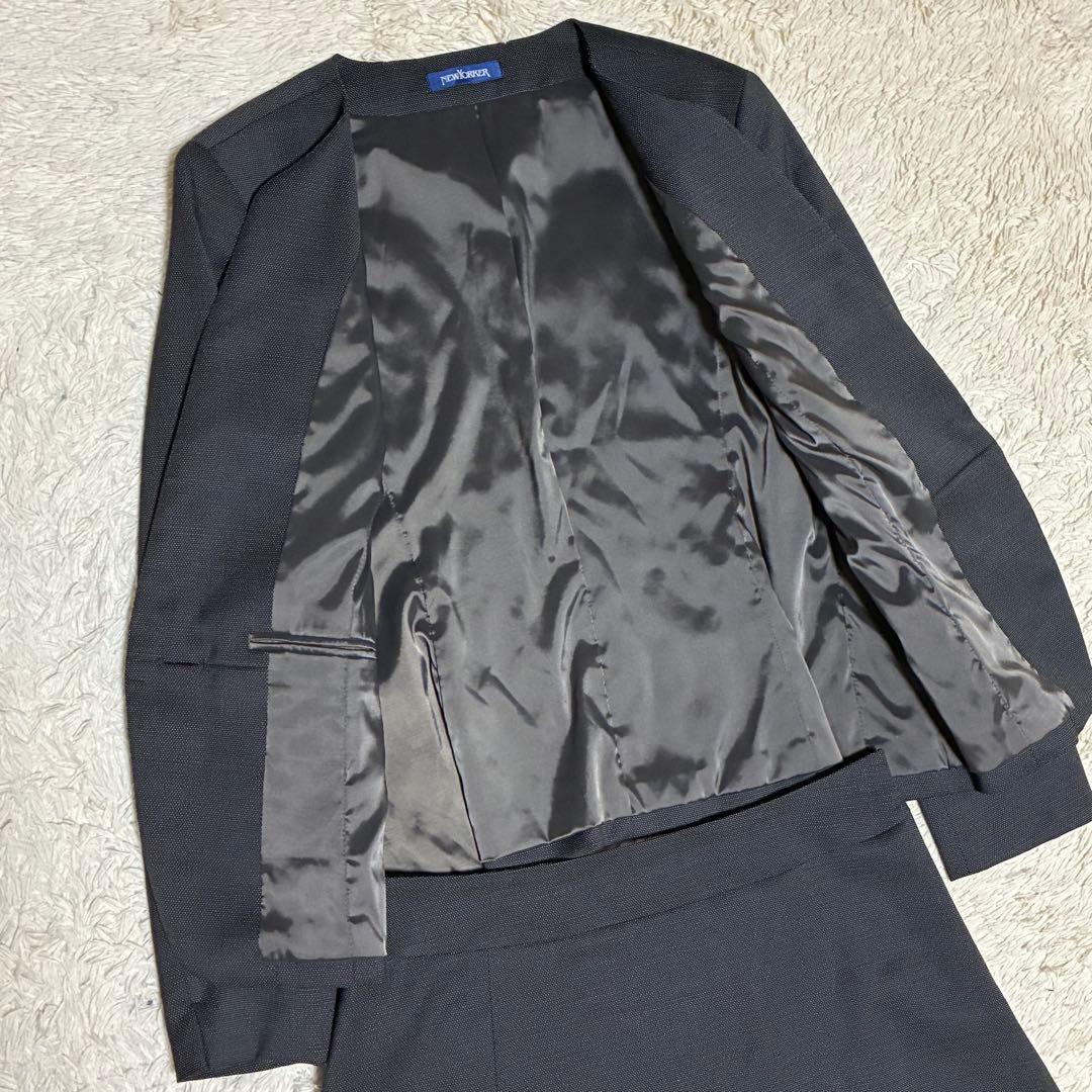 NEWYORKER 2024年モデル チャコール ノーカラージャケット スカート