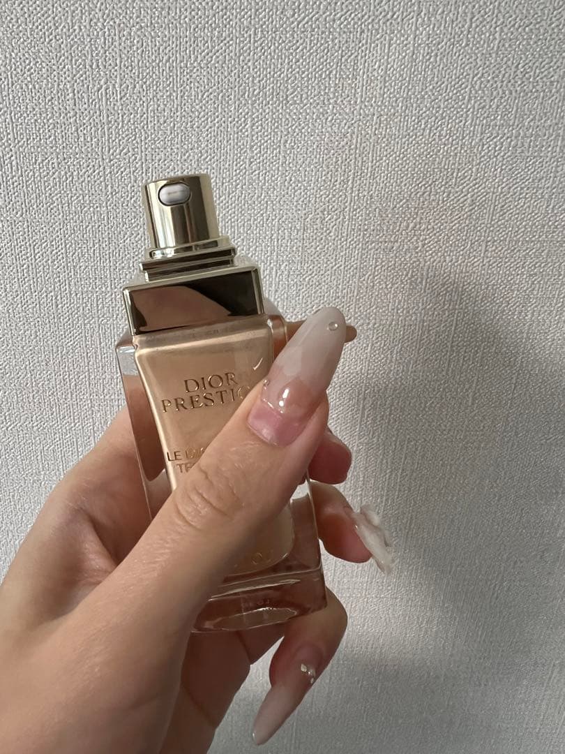 プレステージ ル フルイド タン ドゥ ローズ (SPF25/PA+++)