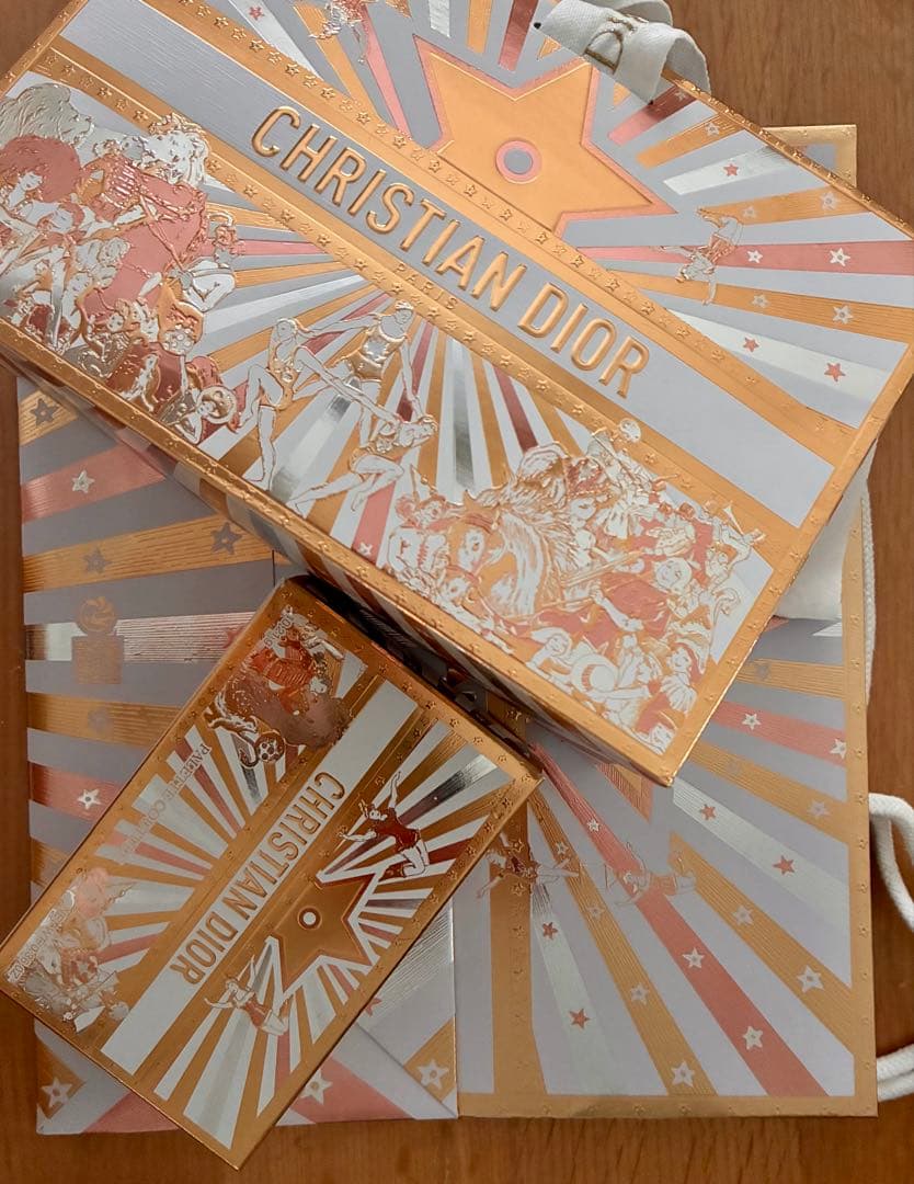 DIOR ディオール クチュールアイパレットホリデーコレクション2025 限定品