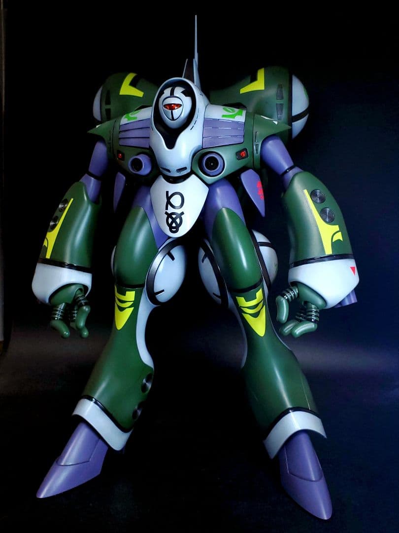 【全塗装完成品】【マクロス】ハセガワ1/72クアドラン・ロー(TV版)