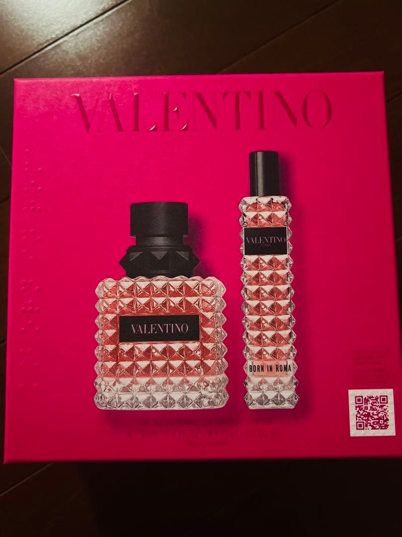 VALENTINO BORN IN ROMA 香水コフレ