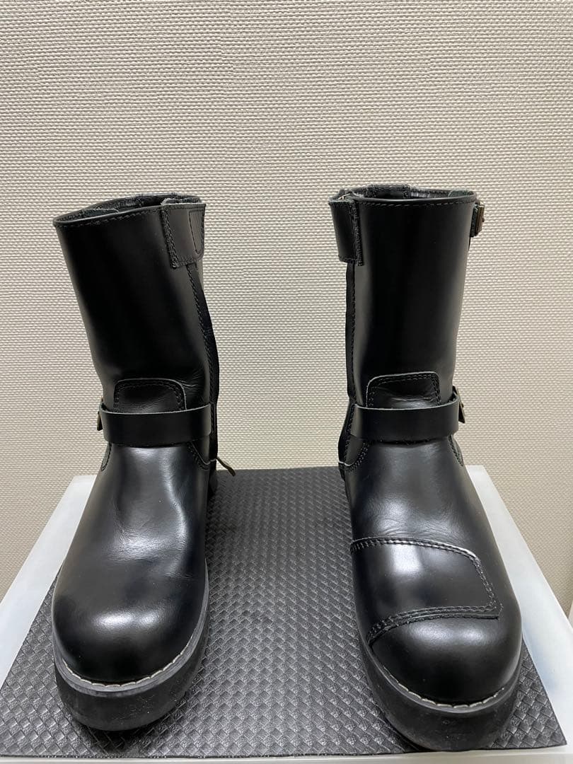 厚底牛革レディースバイク用ショートブーツ