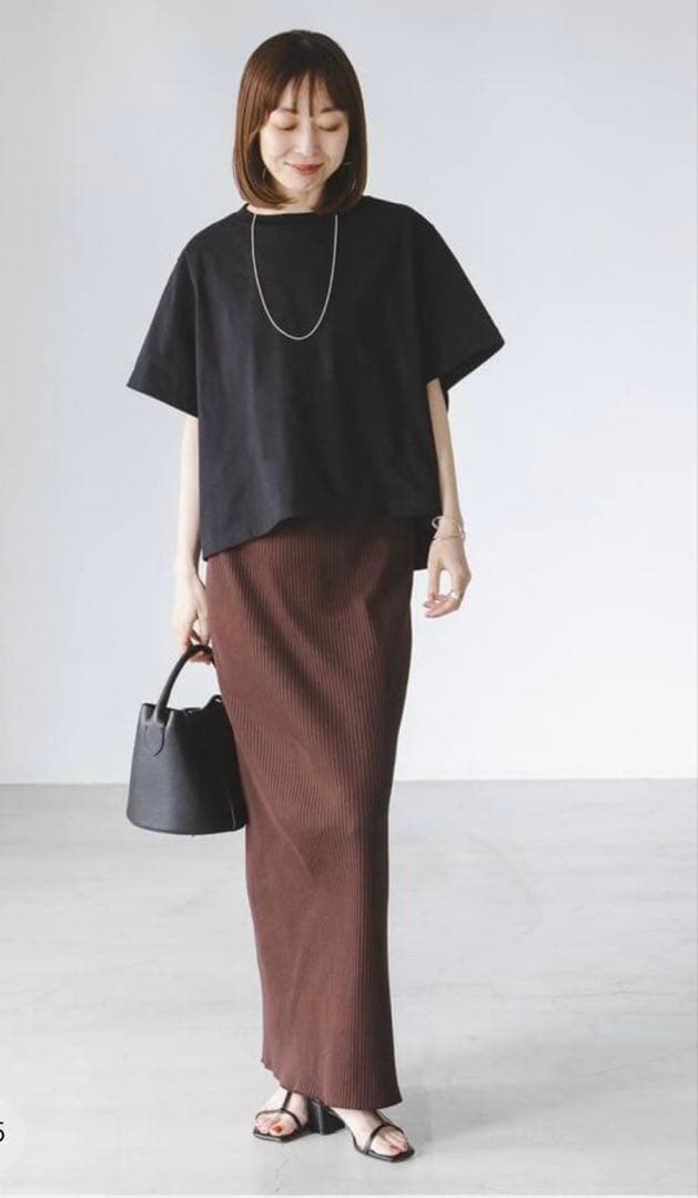 コグザビッグスモークJEMMA T-SHIRT BLACK