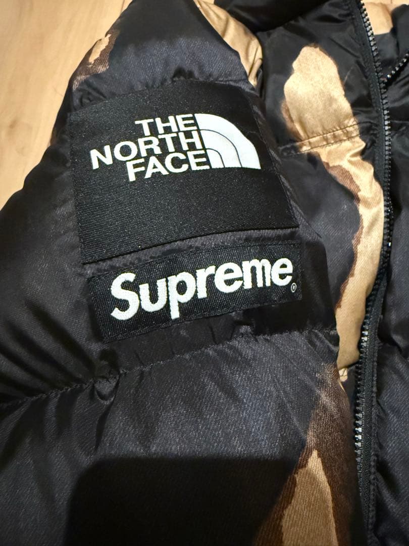 Supreme×The North Face Bleached Nuptse
