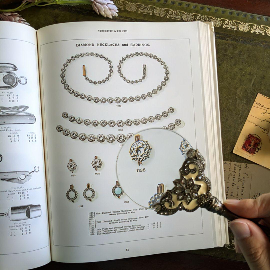 まるで時を超えた宝石商！心ときめくヴィクトリアン・ジュエリー図鑑 古書洋書