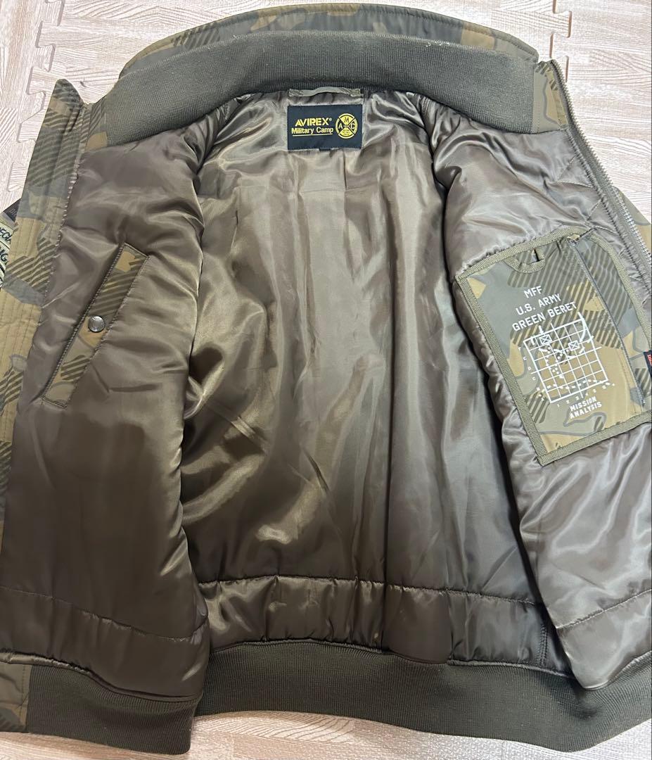 AVIREX 迷彩ジャケット