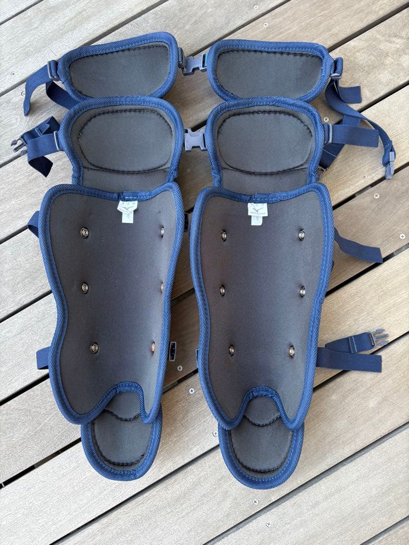 【新品未使用】ミズノ軟式用キャッチャー防具3点＋ヘルメット付き　収納袋付き