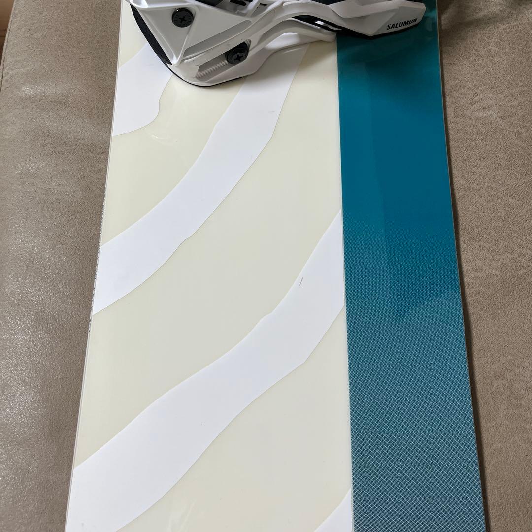 HPS SALOMON PILLOW TALK 151 × HOLOGRAM