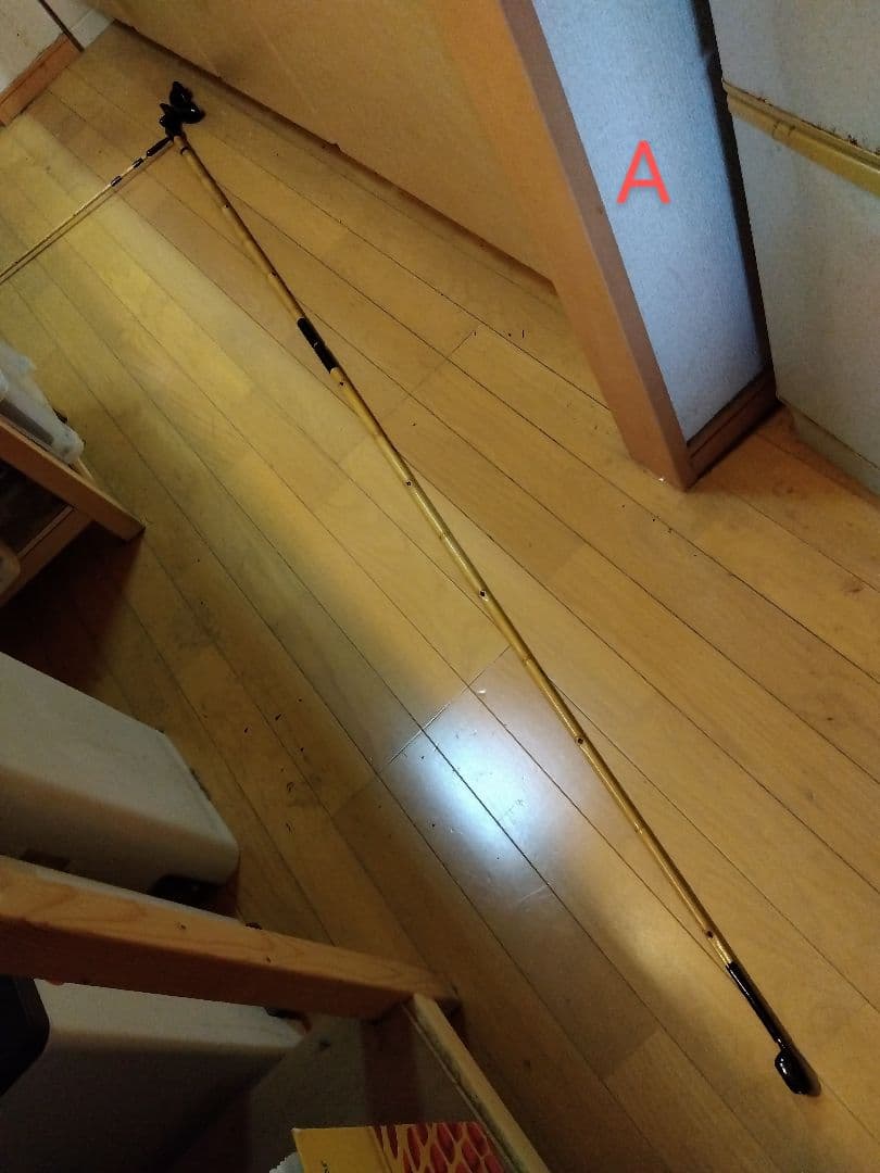 更に値下げしました！竹製、ヘラ竿受け