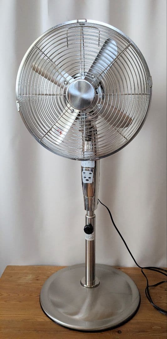 [廃盤レア・希少・おしゃれ・レトロ] ドウシシャ メタル扇風機 KIR-350