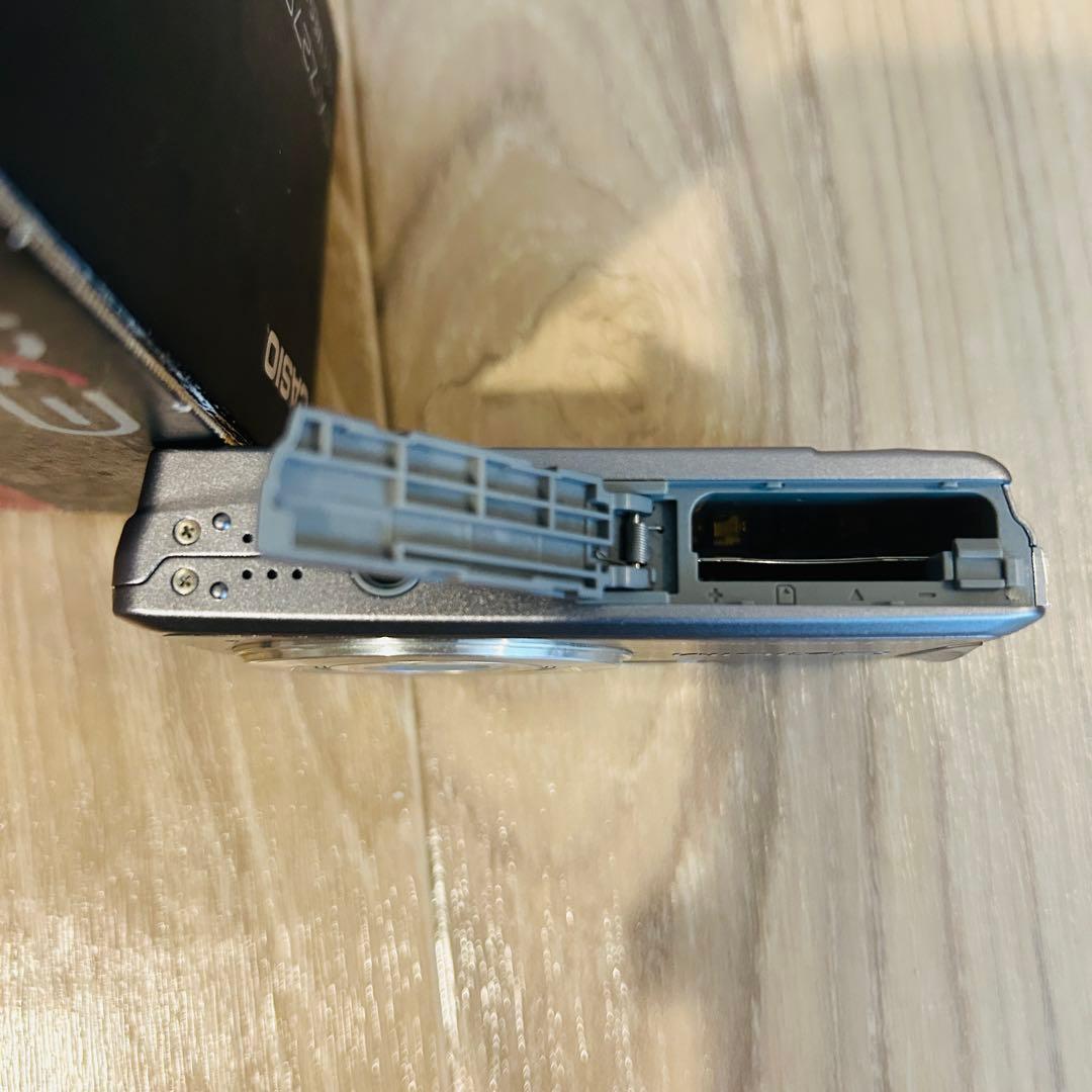 【美品】CASIO EXILIM EX-Z270 グレー EX-Z270GY