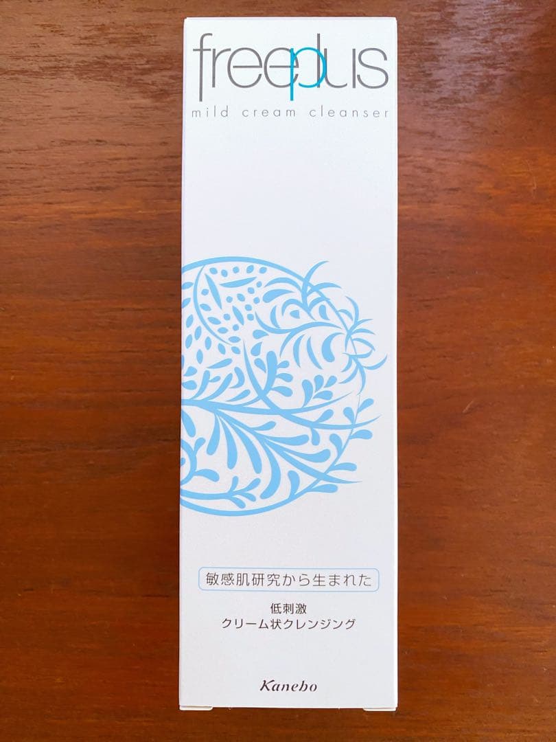 freeplus マイルドクリームクレンザー (メイク落し) 6本セットおまけ付