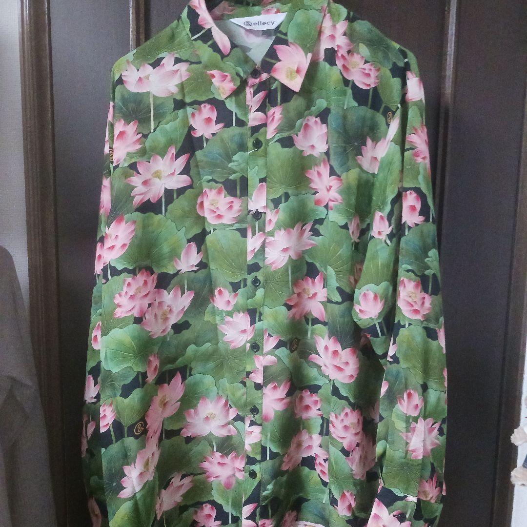 &ellecy 蓮の花柄 長袖シャツ