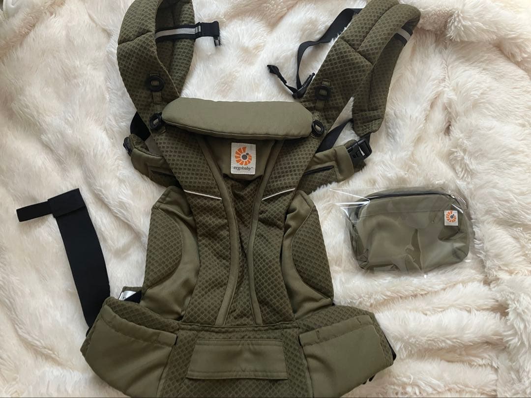 エルゴベビー 抱っこ紐 オリーブグリーン　オムニブリーズ