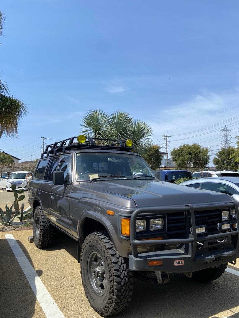 専用出品 ブラV ガンメタ 16インチ 6H 6J