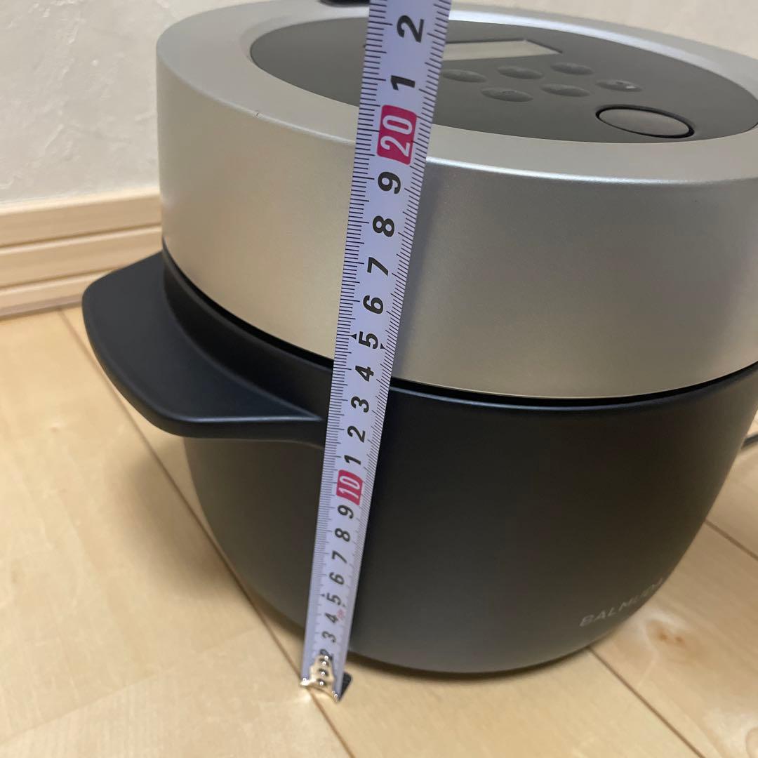 センリツツツになります。BALMUDA The Gohan 電気炊飯器