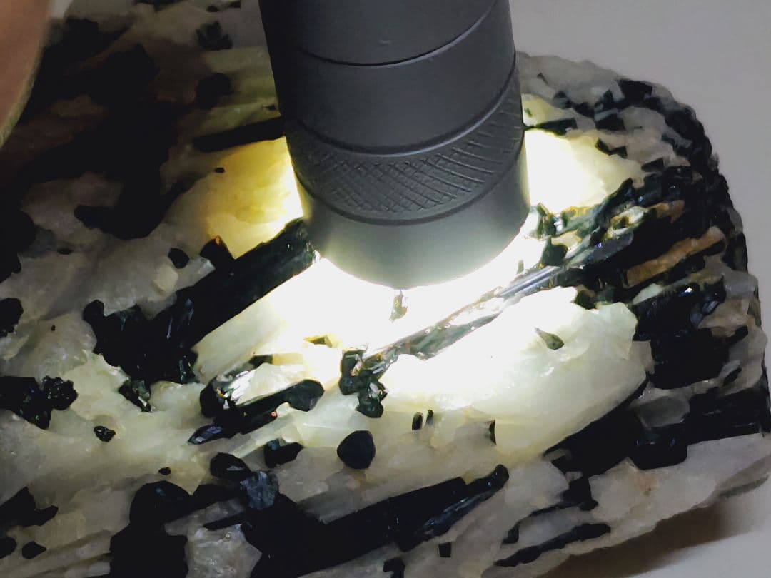 トルマリン 469g クォーツ 水晶 原石 鑑賞石 自然石 誕生石 鉱物 水石