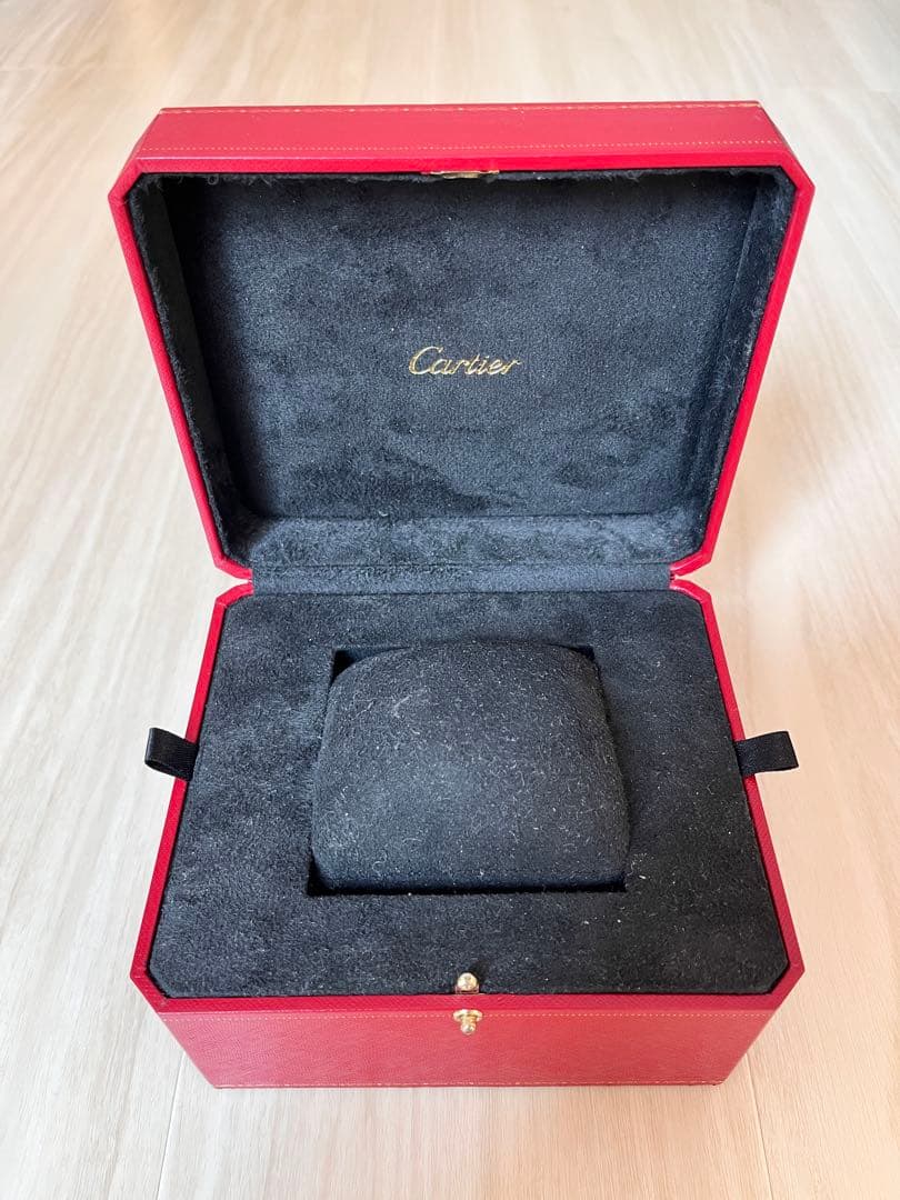 ひめ　カルティエ　時計　空箱