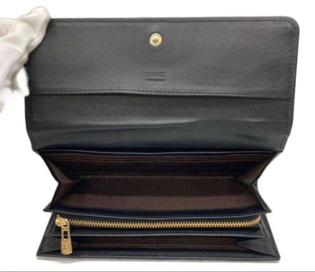 未使用品　russet キルティングレザーウォレット