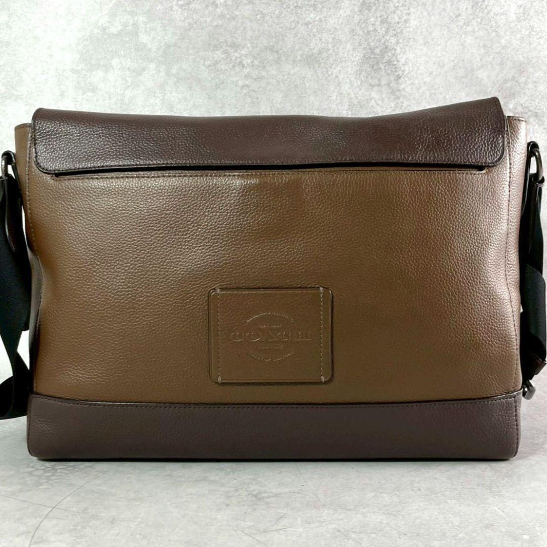 極美品 コーチ ハドソン メッセンジャーバッグ ビジネス A4可 レザー 茶