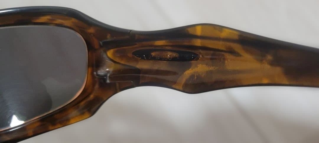 a*n様 OAKLEY Monster doggle