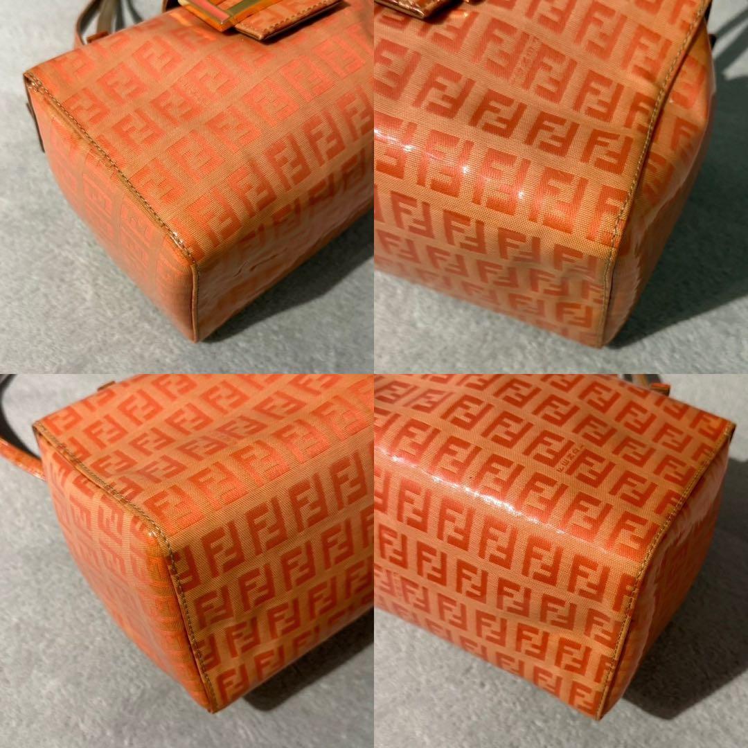 バッグ FENDI Patent Leather FF Zucca Hand Bag