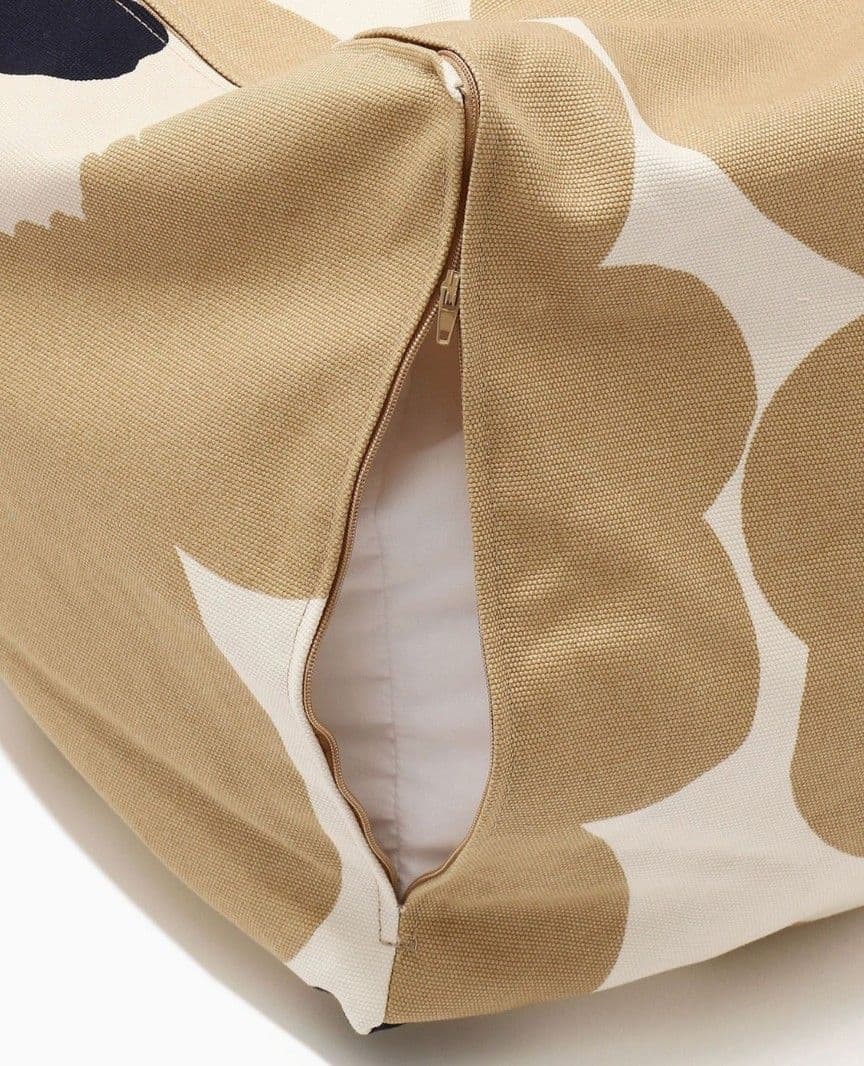 新品★正規品★マリメッコmarimekkoクッション★プフ★ビーズ★北欧★送料込