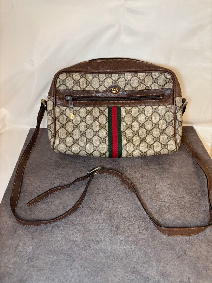 Gucci GGパターン ショルダーバッグ