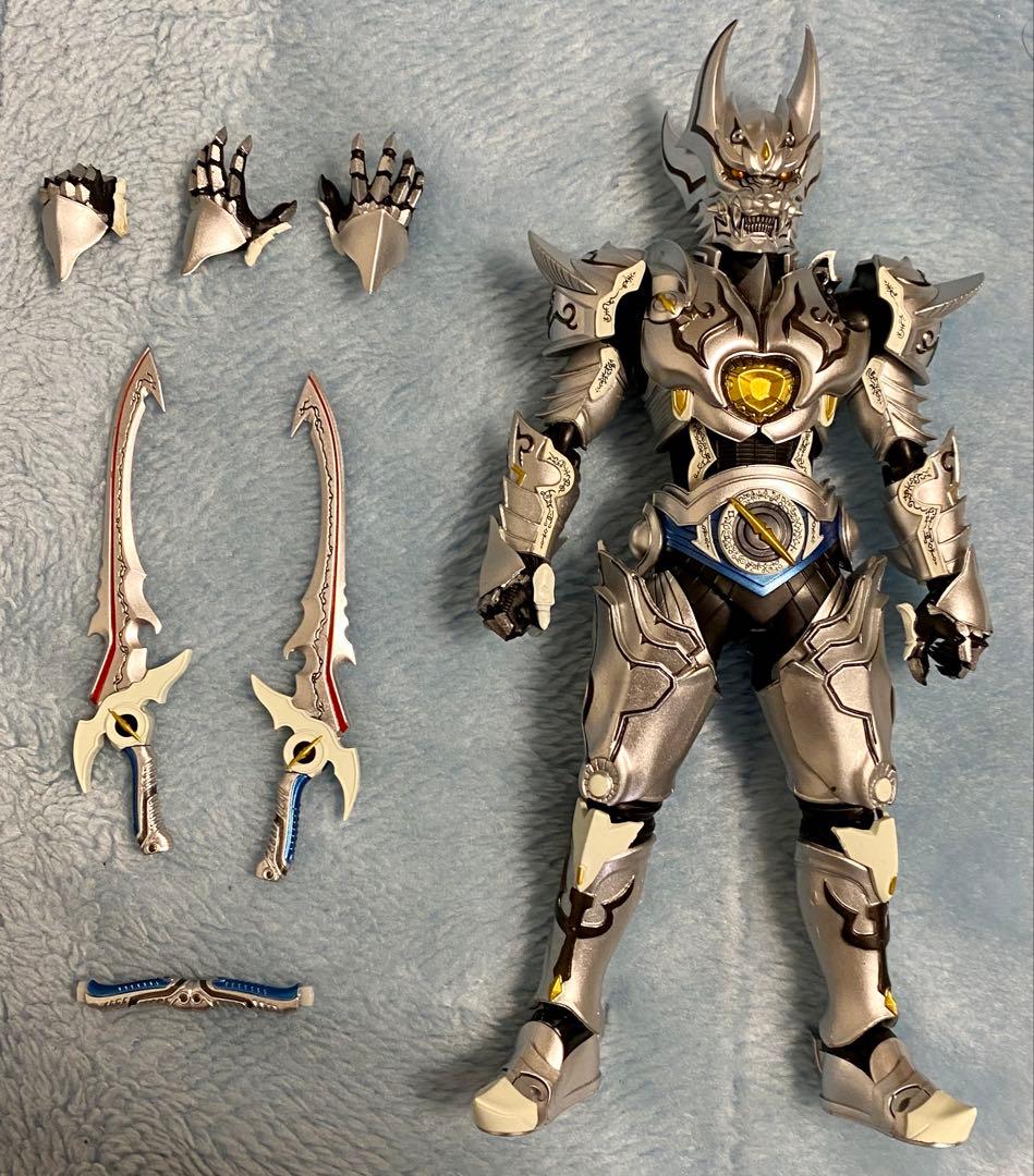 S.H.Figuarts 真骨彫製法 銀牙騎士ゼロ