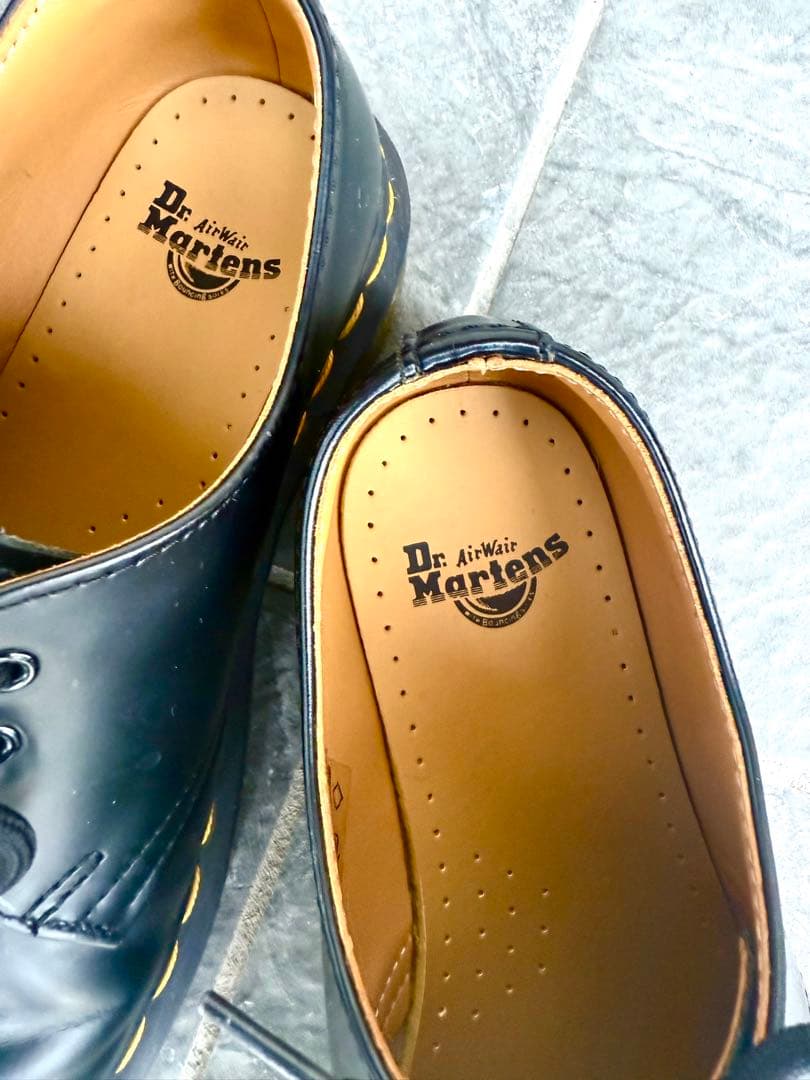 ☆値下げ　Dr. Martens ブラックレザー ローファー☆