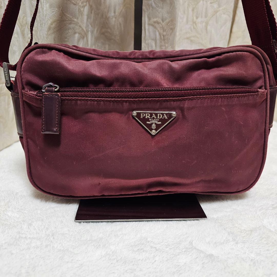 PRADA　カメラバッグ　テスートナイロン　三角ロゴ　ボルドー