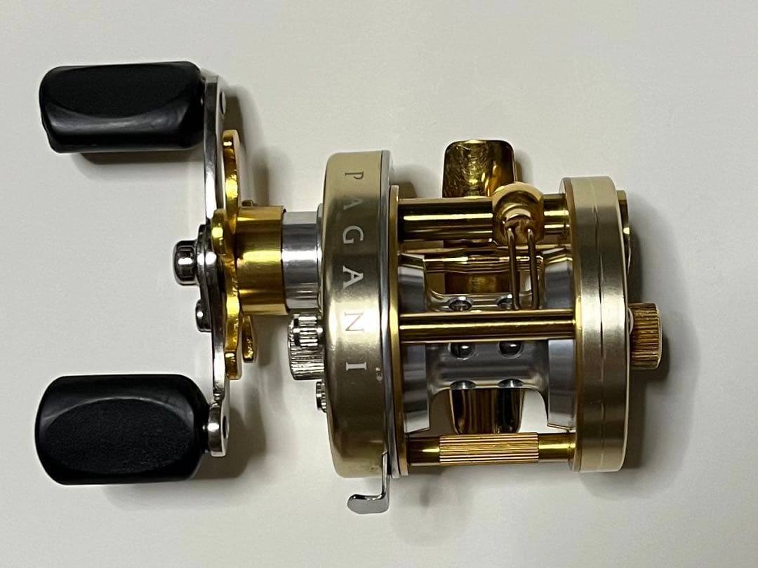 ナ*ナ様 MEGABASS PAGANI P300L