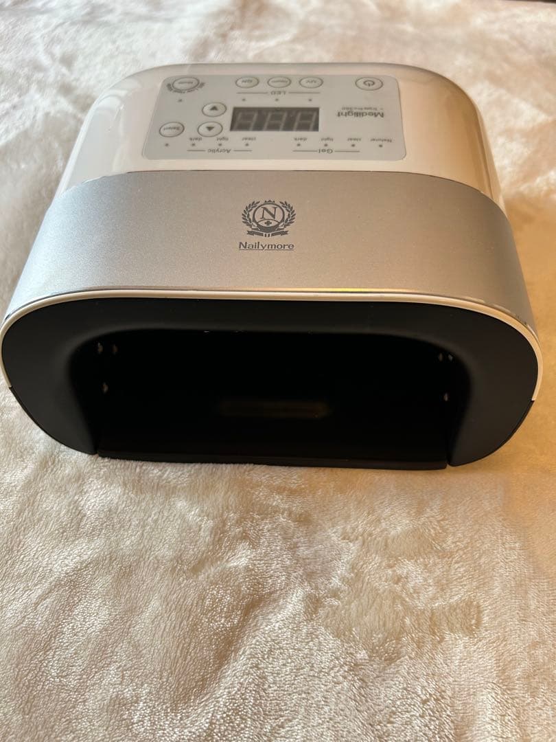 メディライト／ネイリーモ／ネイルライト／UV／LED