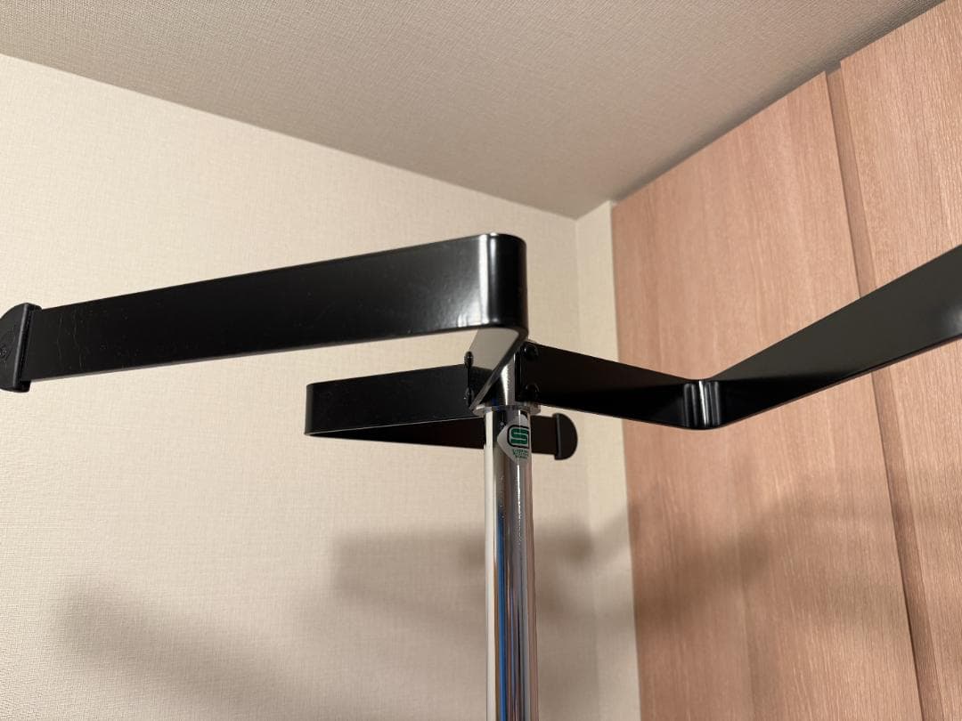 通販生活　フロンテア　回転ハンガー　森の服