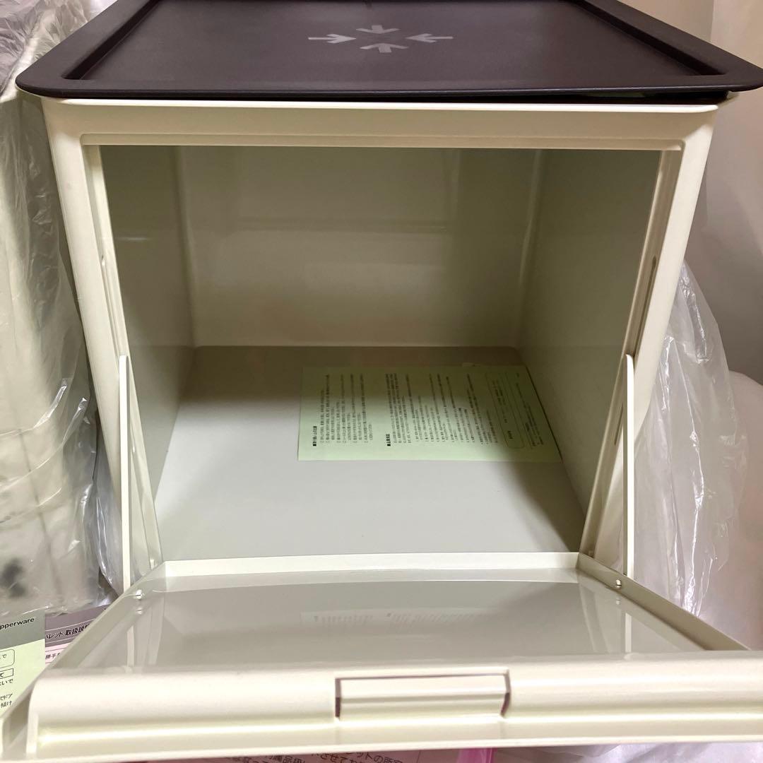 タッパーウェア　マルチオーガナイザー　ドア付き　キャスターセット