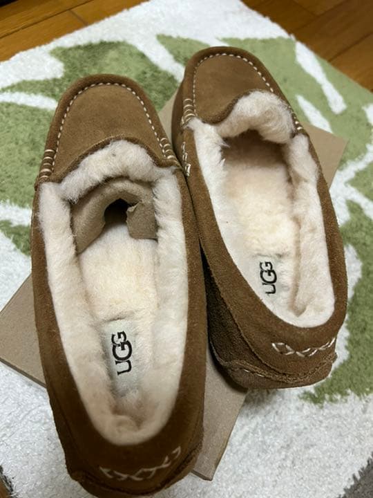 Ugg サイズ 23
