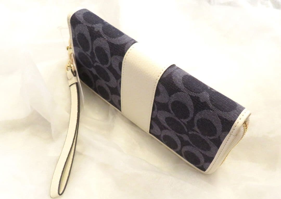 【新品未使用】COACH 長財布 C4453
