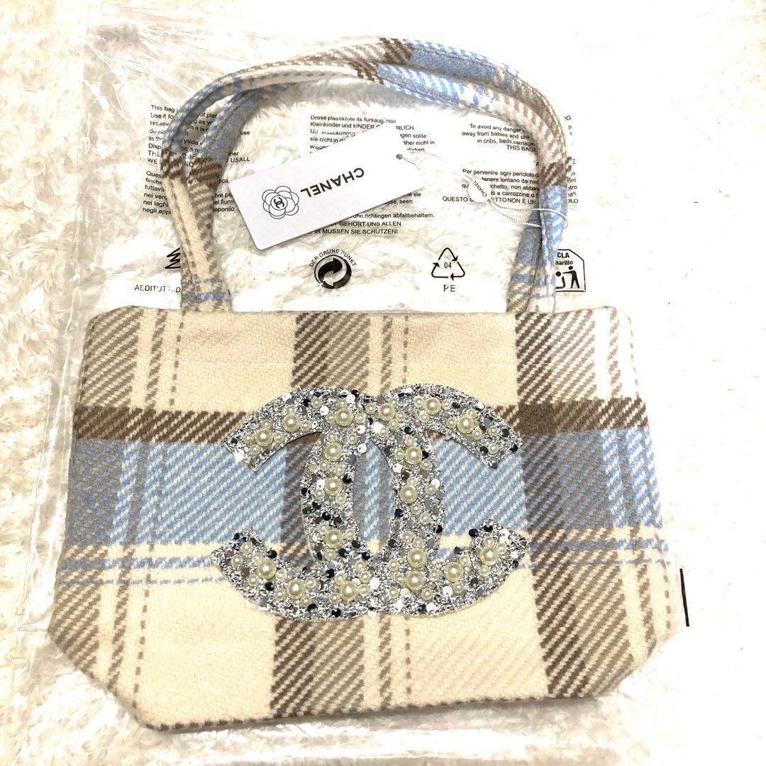 CHANEL チェック柄トートバッグ　パールスパンコール　水色