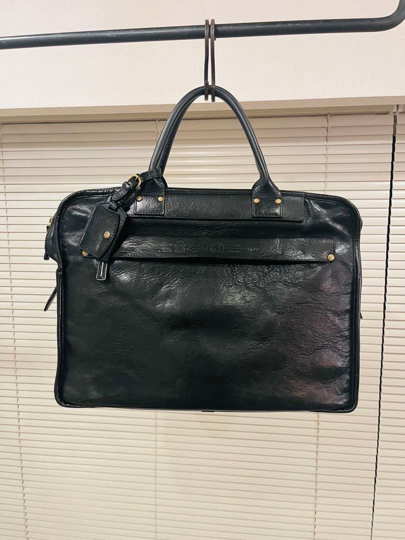 フェリージ8637 オールレザーブリーフケースバッグ　ブラック