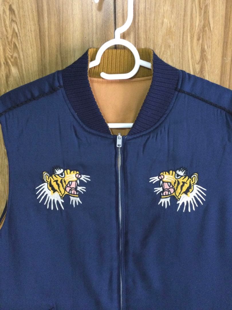 【激レア❗️】X-LARGE ロサンゼルス　虎刺繍ベトジャンダウンベスト　M