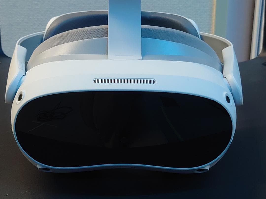 PICO 4 128GBモデル スタンドアロンVRヘッドセット 超美品