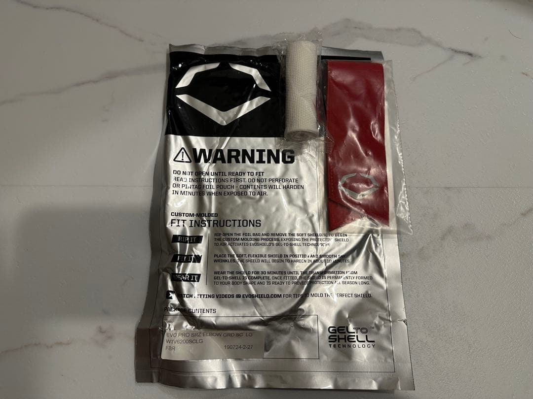 廃盤Evoshield PRO-SRZ 大人用レッド エルボガード 外箱無