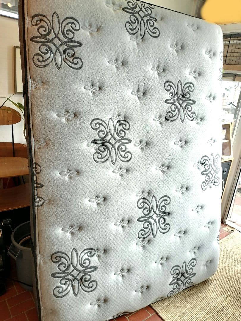 美品 IDC 大塚家具 REGALIA パーフェクション マットレス ダブル