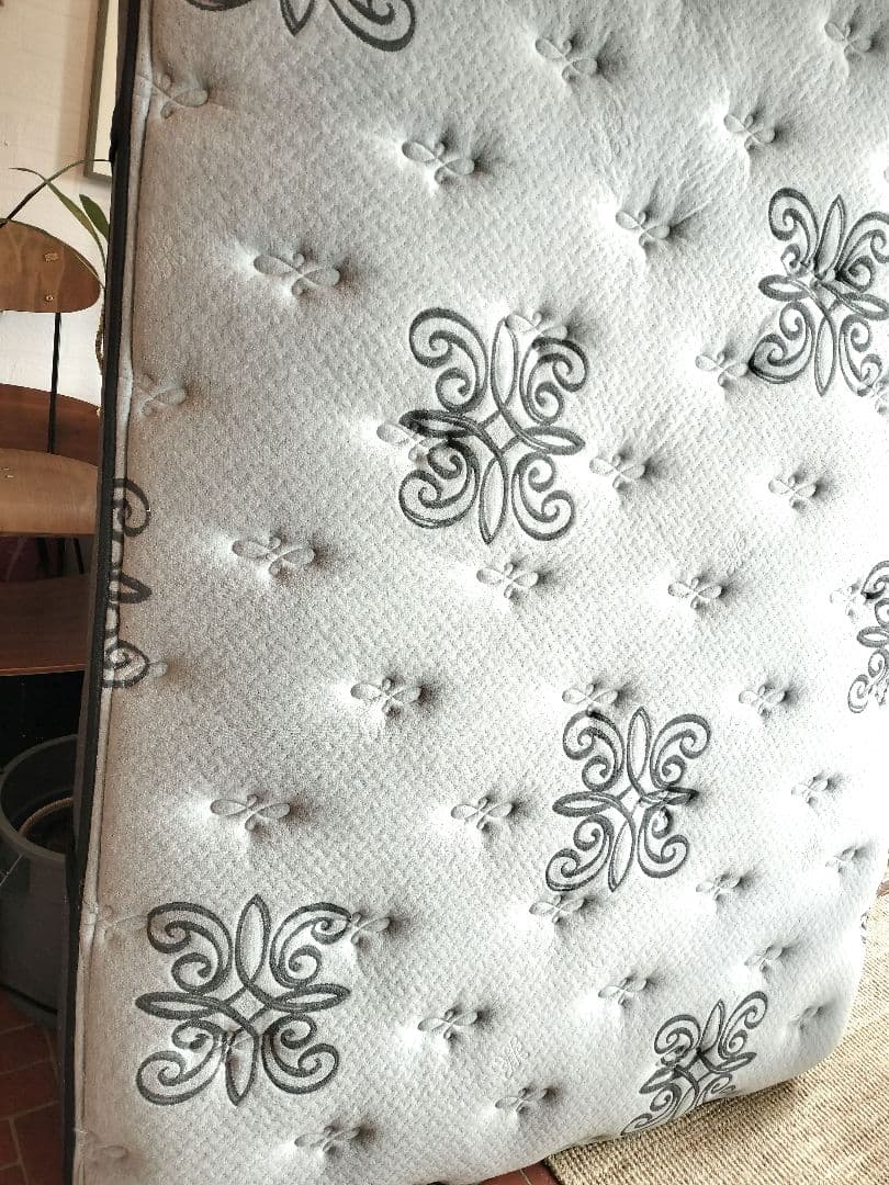 美品 IDC 大塚家具 REGALIA パーフェクション マットレス ダブル