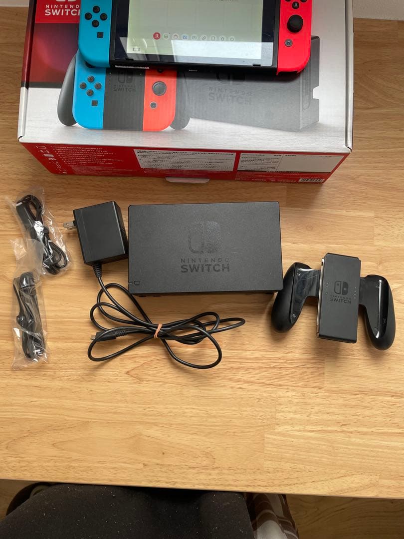 Nintendo Switch ネオンレッド/ネオンブルー 本体　ジャンク