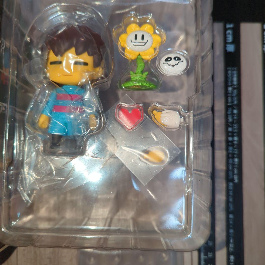 ■　undertale　ニンゲン　アンダーテール　ねんどろいど　フィギュア