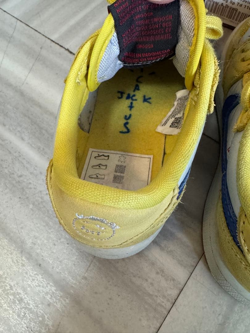 Travis Scott×Nike Air Jordan 1Low Canary