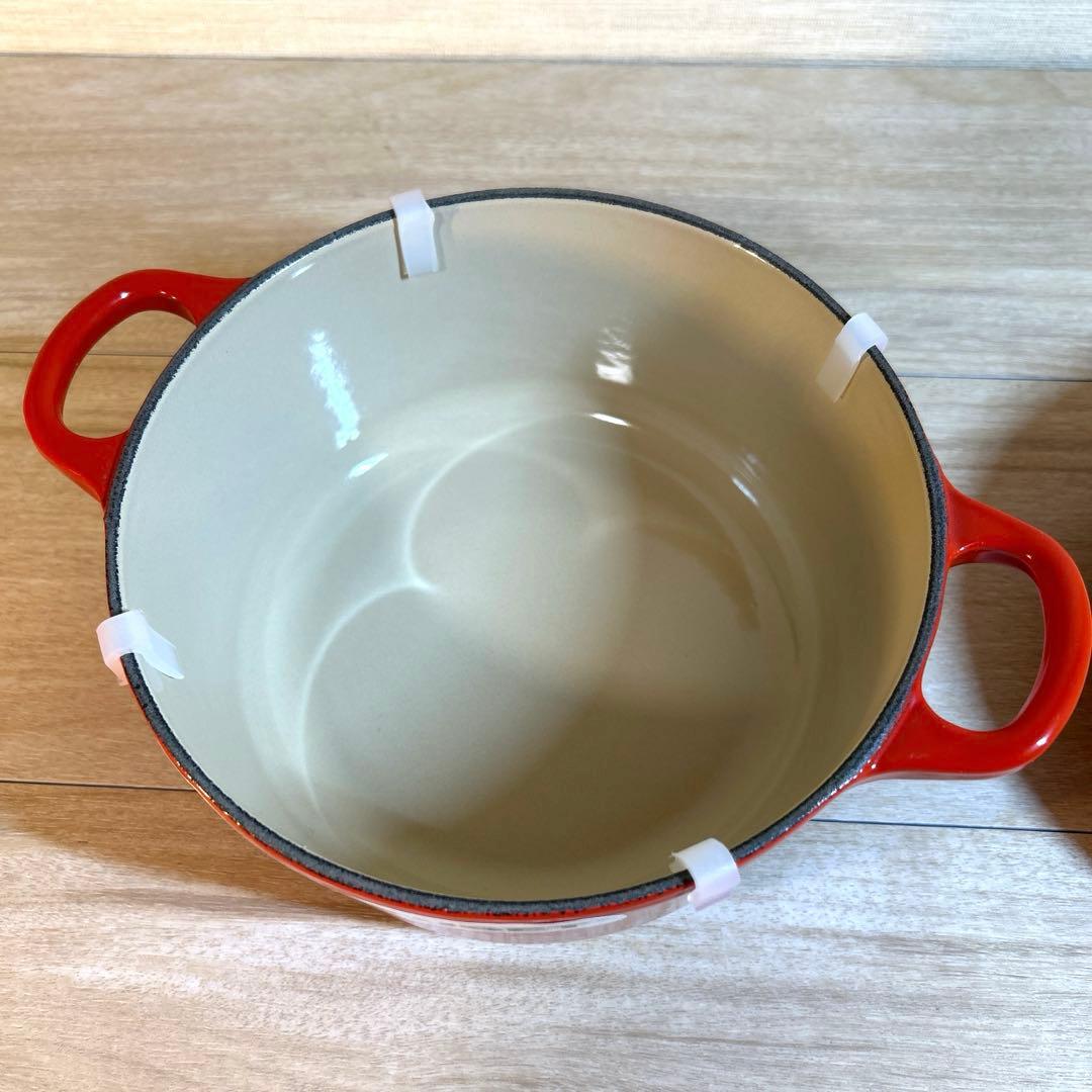 ルクルーゼ　ココットロンド　18cm チリレッド レッド　両手鍋　鍋